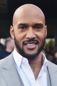 Henry Simmons photo