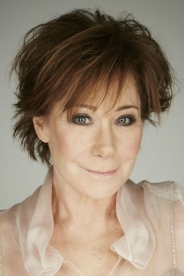 Zoë Wanamaker photo