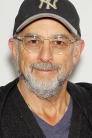 Richard Schiff photo