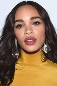 Cleopatra Coleman photo