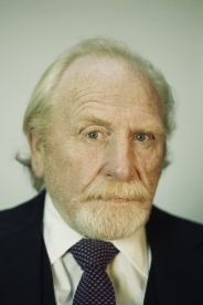 James Cosmo photo