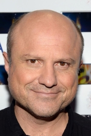 Enrico Colantoni photo